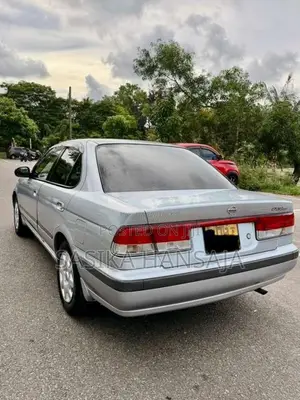 Nissan FB15 2000 Car (Used)