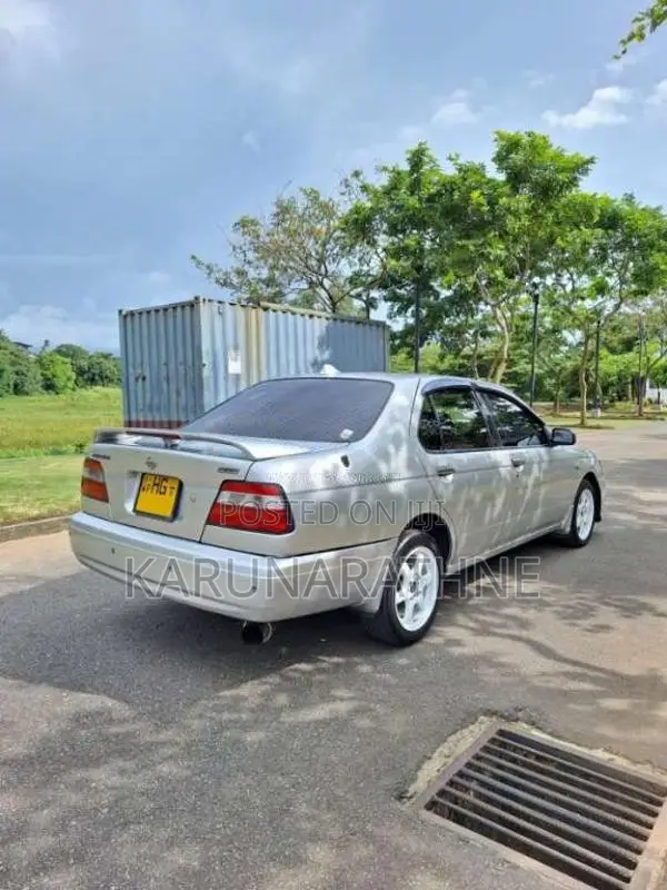 Nissan Bluebird 2003 Car (Used)