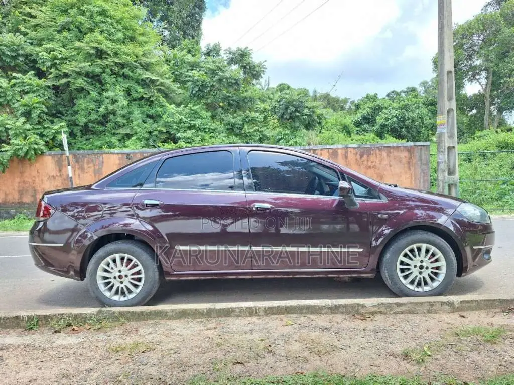 Fiat Linea 2012 Car (Used)