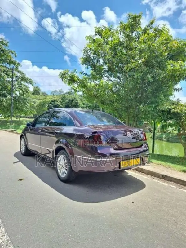 Fiat Linea 2012 Car (Used)