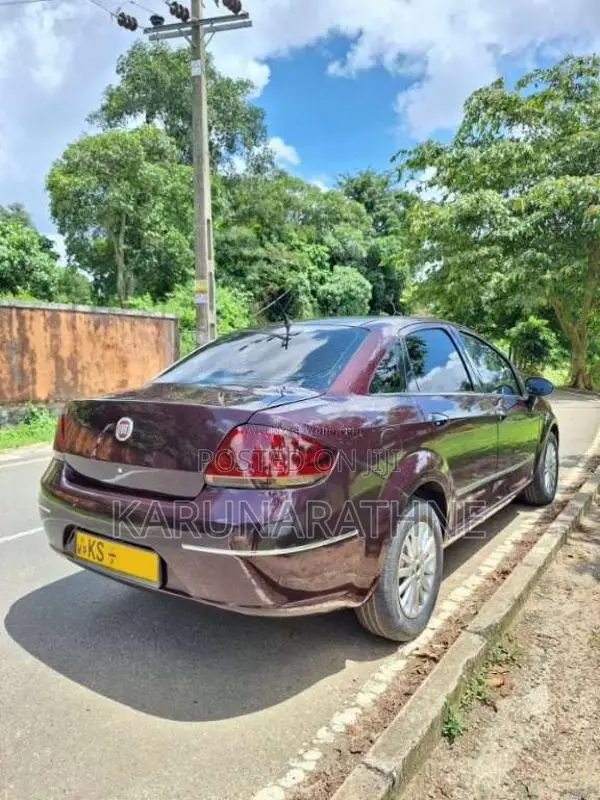 Fiat Linea 2012 Car (Used)