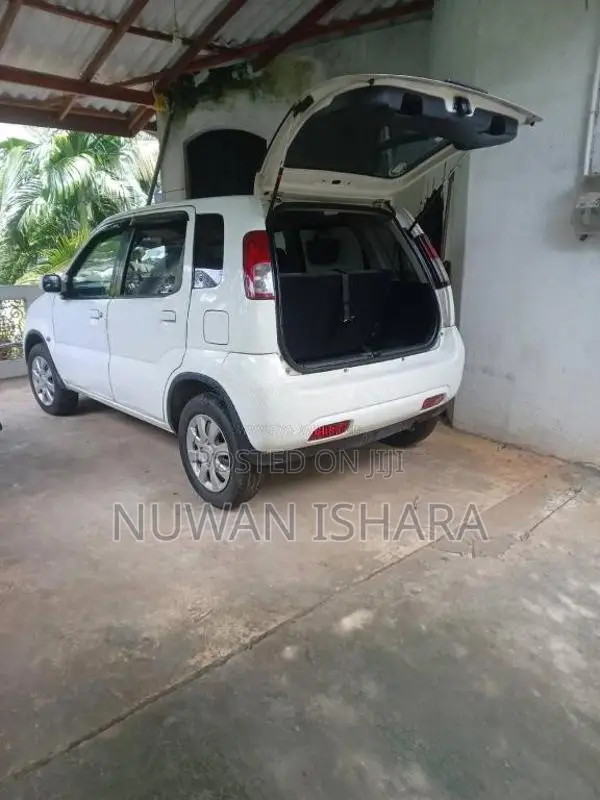 Suzuki Swift Centre Antenna 2004 Car (Used)