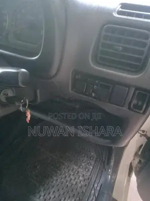 Suzuki Swift Centre Antenna 2004 Car (Used)