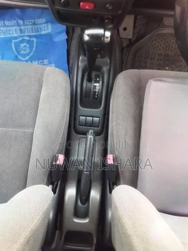 Suzuki Swift Centre Antenna 2004 Car (Used)