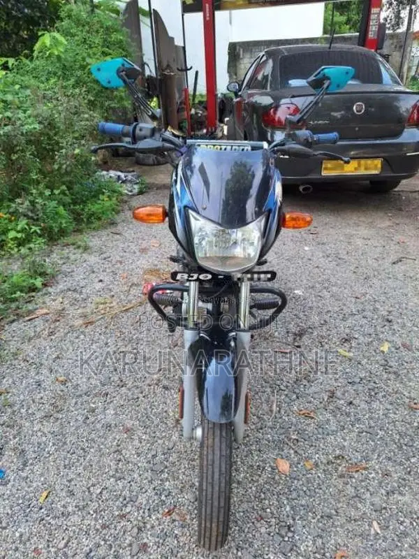 Bajaj CT-100 2025 Motorbike (Used)