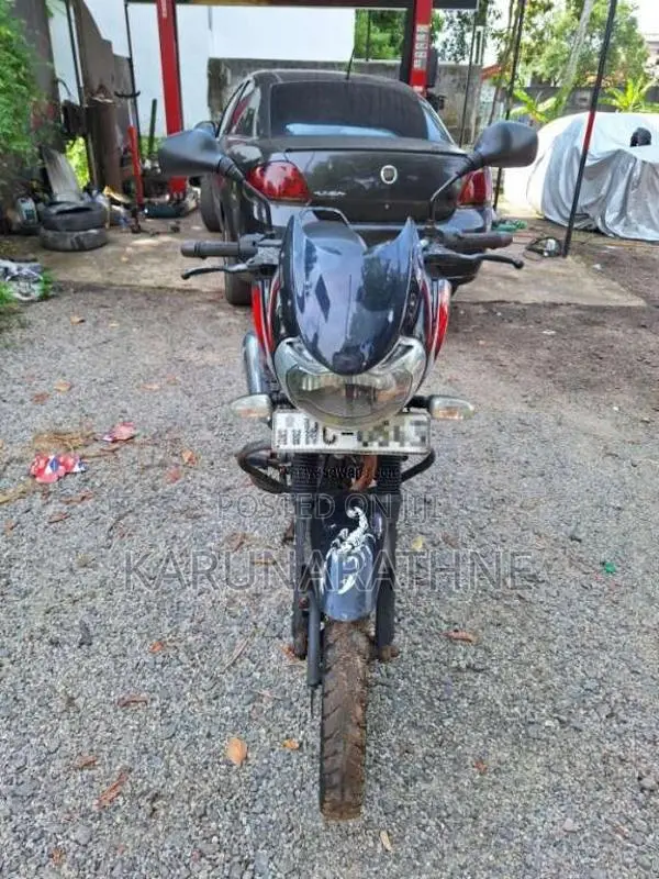 Bajaj Discover 2011 Motorbike (Used)