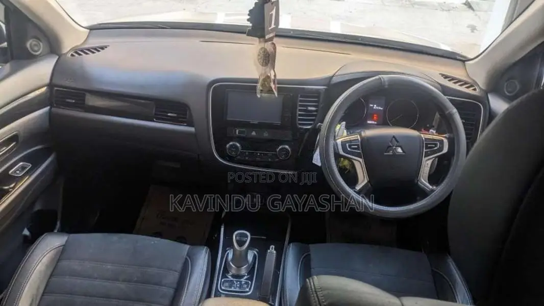 Mitsubishi Outlander 2016 SUV (Used)