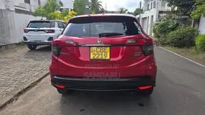 Honda Vezel Rs 2018 SUV (Used)