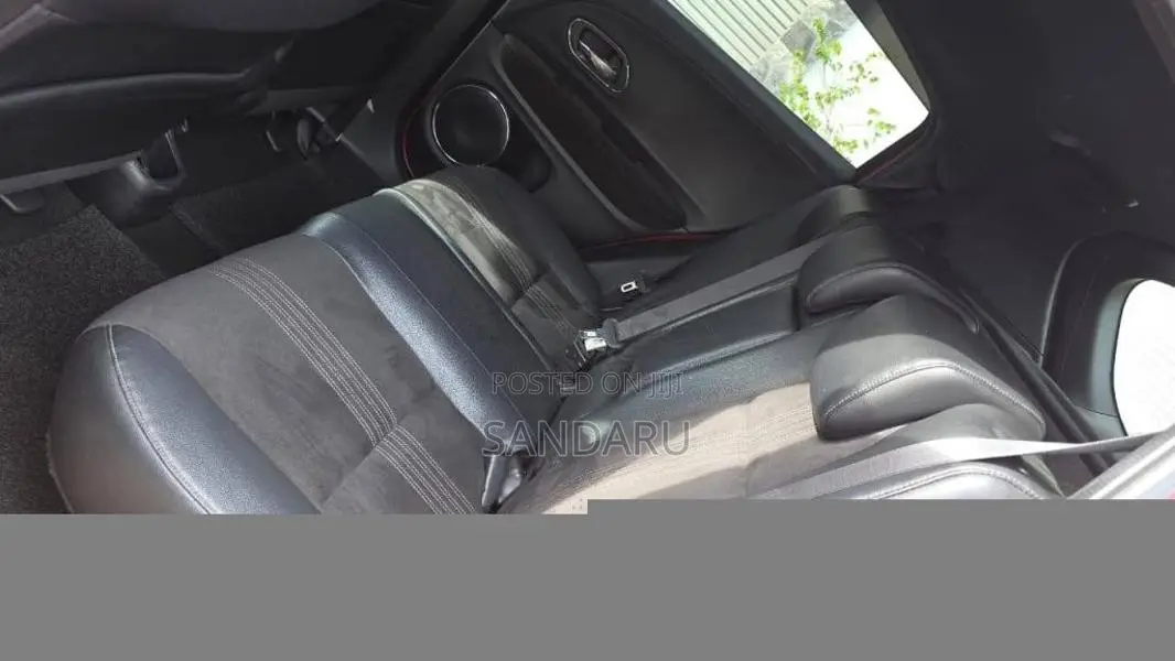 Honda Vezel Rs 2018 SUV (Used)