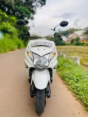 Honda Dio 2014 Motorbike (Used)