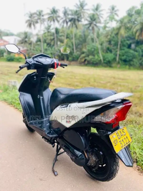 Honda Dio 2014 Motorbike (Used)