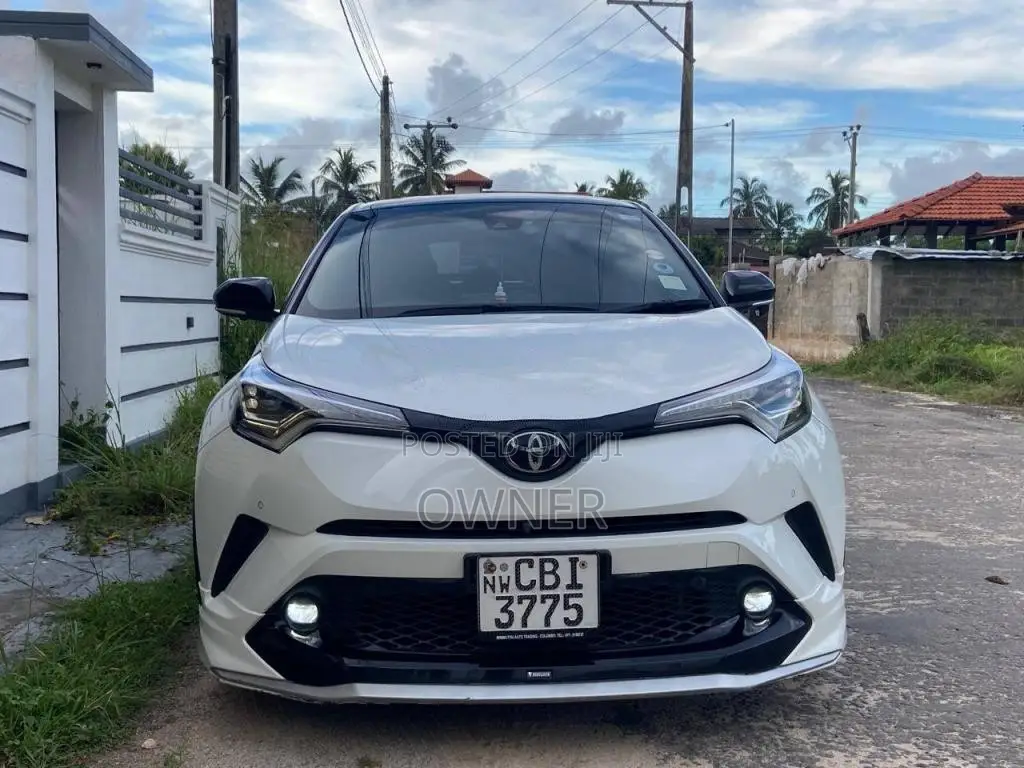 Toyota CHR NGX 10 GT TURBO 2018 SUV (Used)