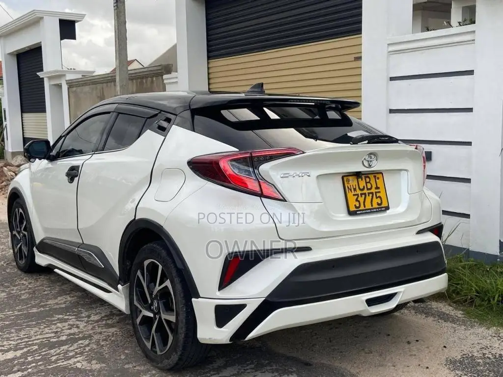 Toyota CHR NGX 10 GT TURBO 2018 SUV (Used)