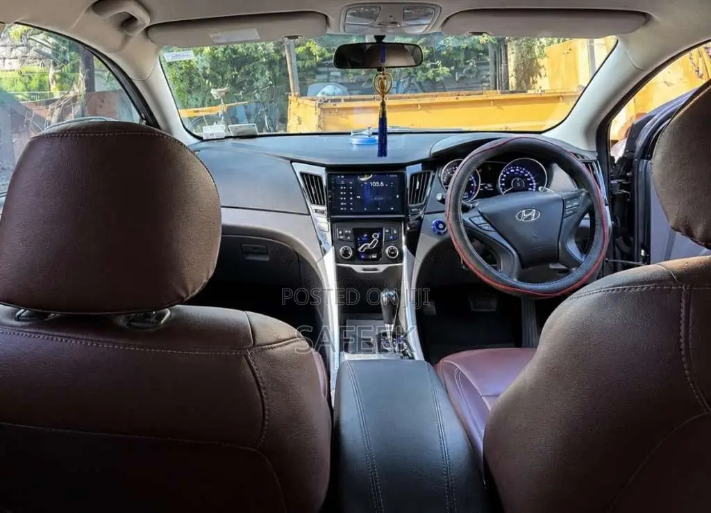 Hyundai Sonata 2012 Car (Used)