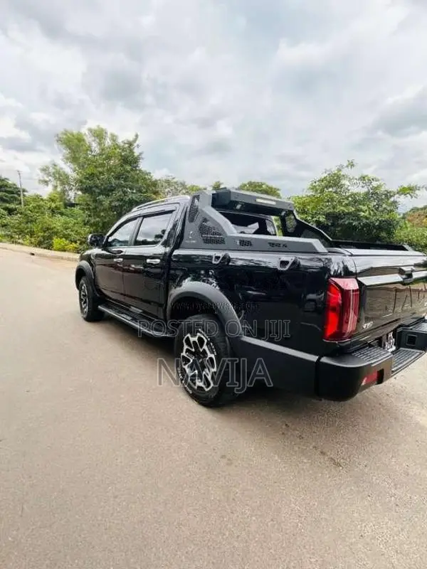 JAC T9 2025 SUV (Used)