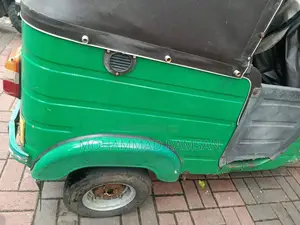 Bajaj Re 2005 Three Wheel (Used)