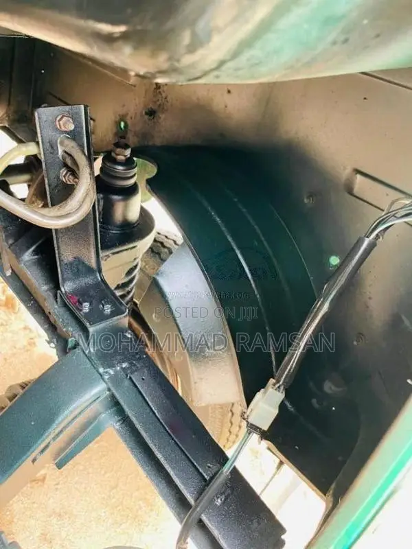 Bajaj Re 2005 Three Wheel (Used)