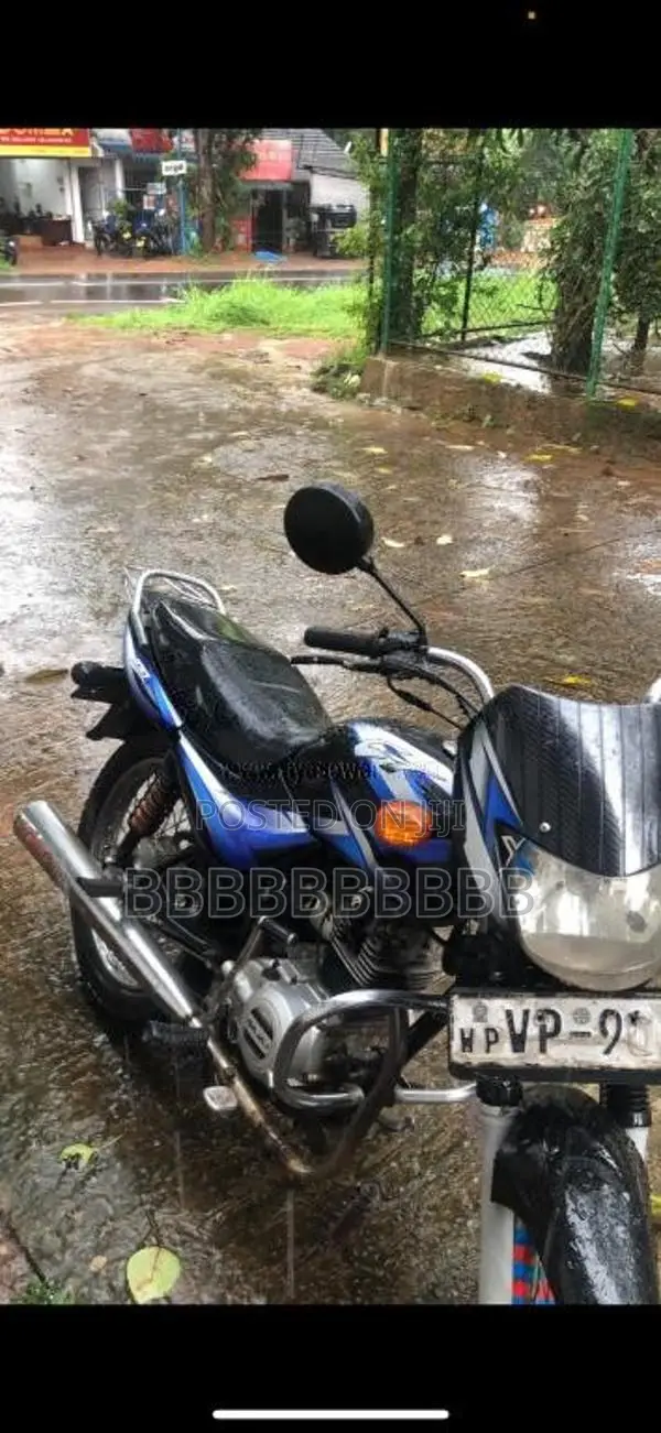 Bajaj CT-100 2010 Motorbike (Used)