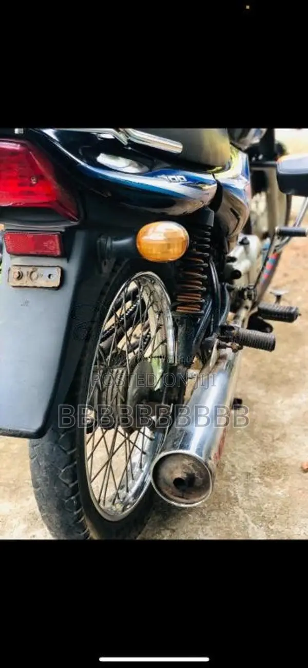 Bajaj CT-100 2010 Motorbike (Used)