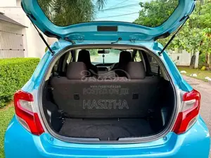 Toyota Vitz 2016 Car (Used)