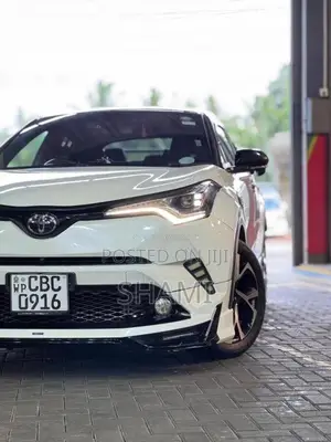 Toyota CHR 2017 SUV (Used)