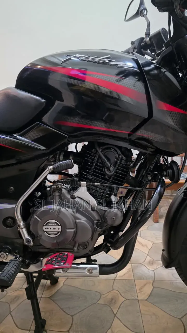 Bajaj Pulsar 150 2017 Black