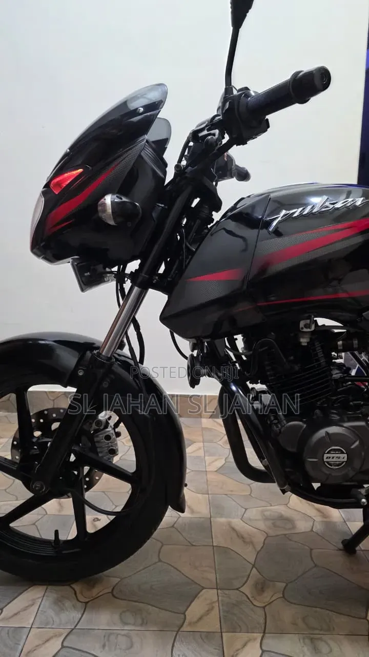 Bajaj Pulsar 150 2017 Black