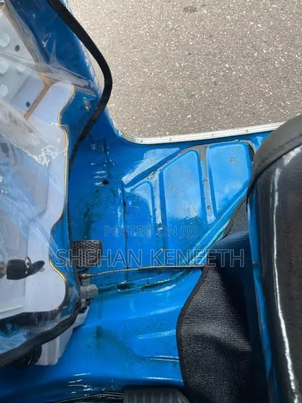 Bajaj RE 2006 Three Wheel (Used)