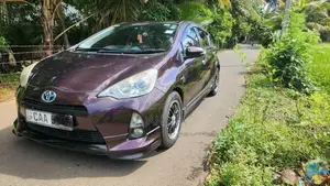 Toyota Aqua 2014 Car (Used)
