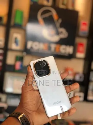iqoo Z9S Pro 5G 256GB (Used)