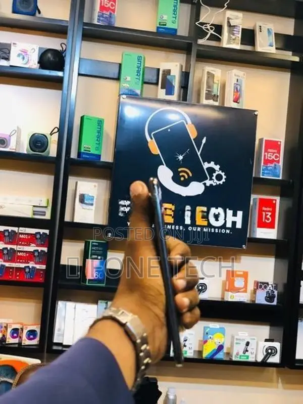 Vivo V50 (Used)