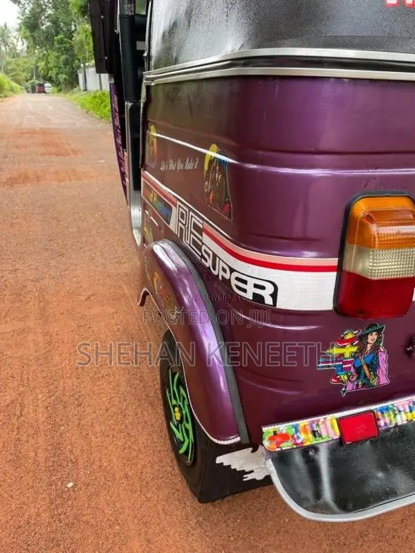 Bajaj RE 2005 Three Wheel (Used)
