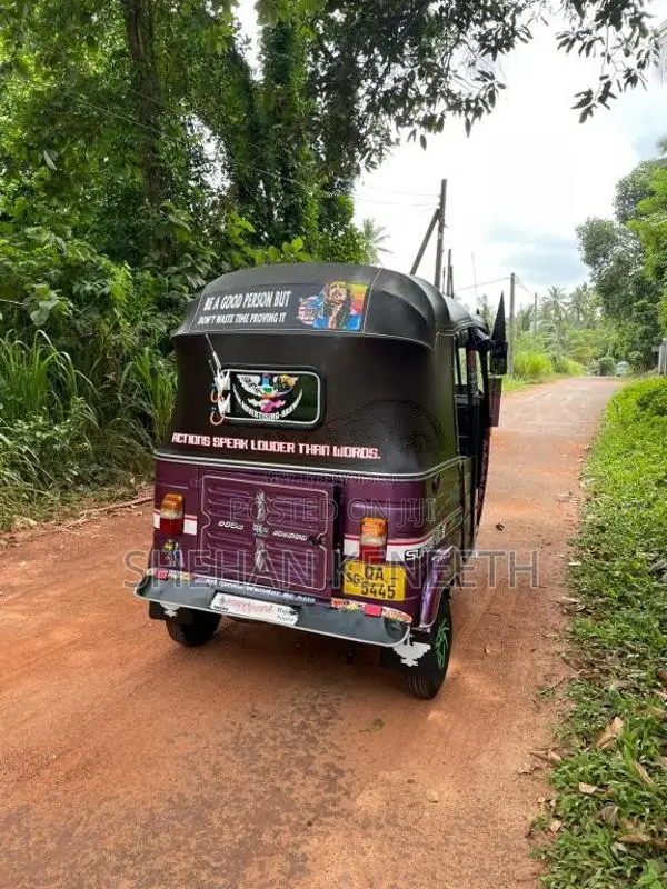Bajaj RE 2005 Three Wheel (Used)