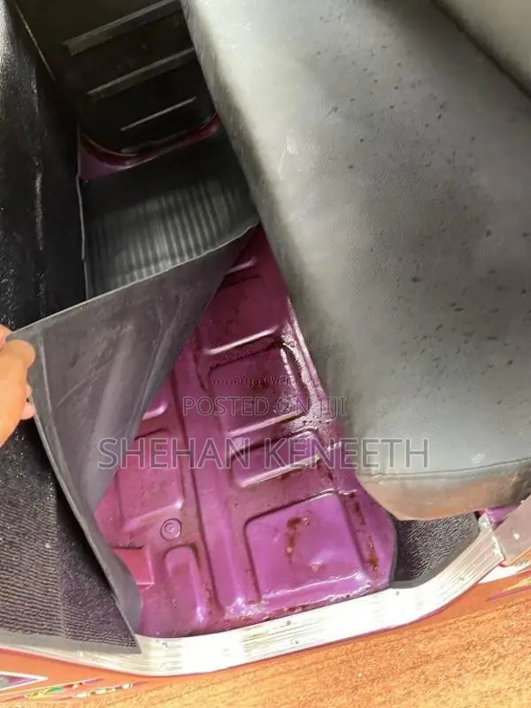 Bajaj RE 2005 Three Wheel (Used)
