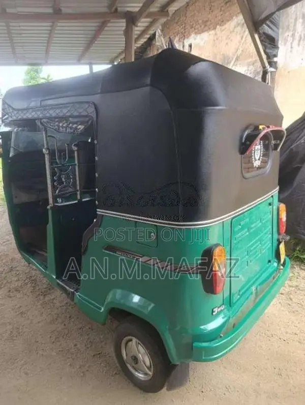 TVS King 2010 Three Wheel (Used)