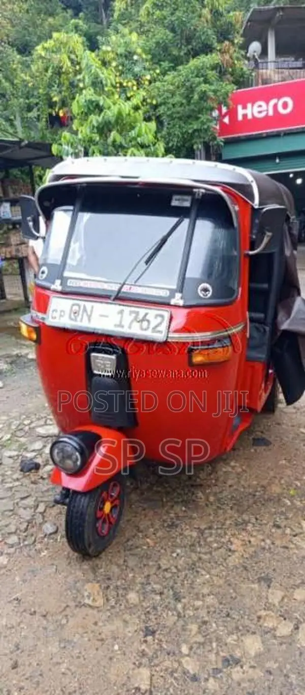 Bajaj 4 Stroke 2008 Three Wheel (Used)