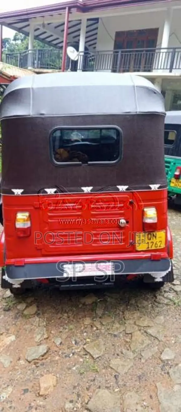 Bajaj 4 Stroke 2008 Three Wheel (Used)