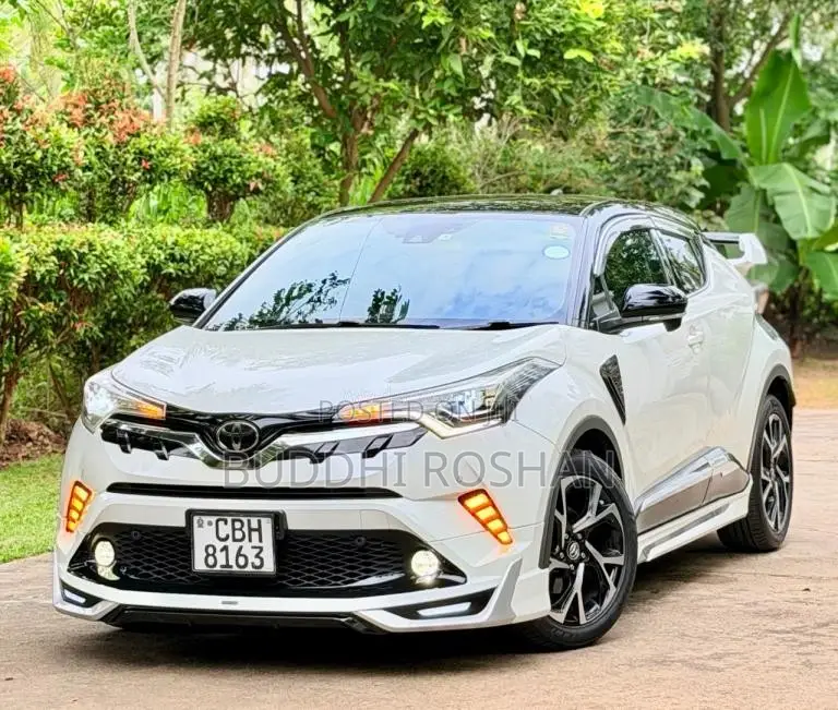 Toyota CHR NGX50 2017 SUV (Used)