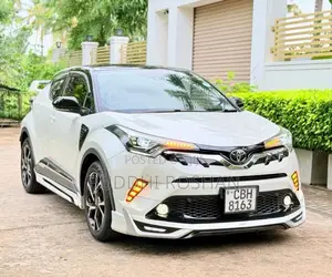 Toyota CHR NGX50 2017 SUV (Used)