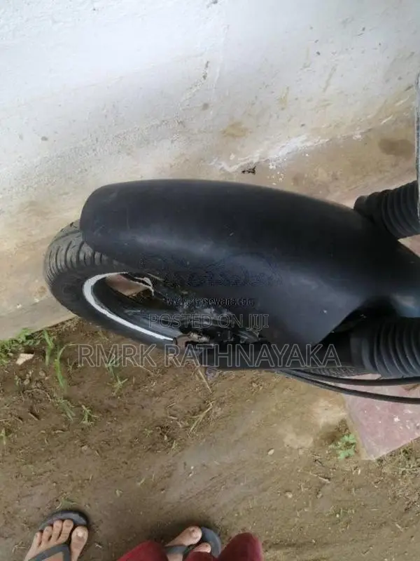 Bajaj Platina 2010 Motorbike (Used)