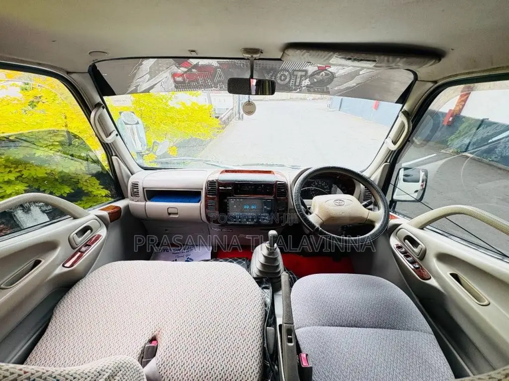Toyota CrewCab 2003 Crew Cab (Used)