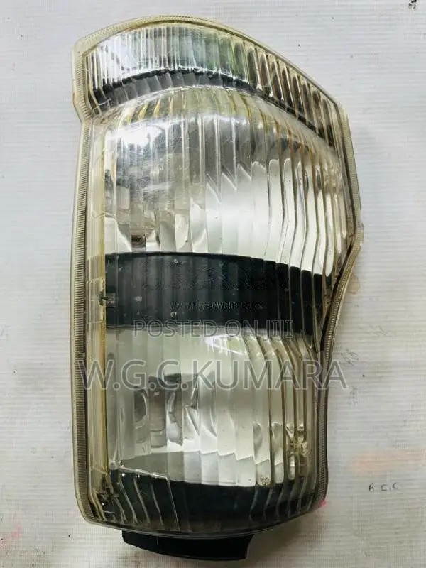 ISUZUCrystalLightRH for Lorry