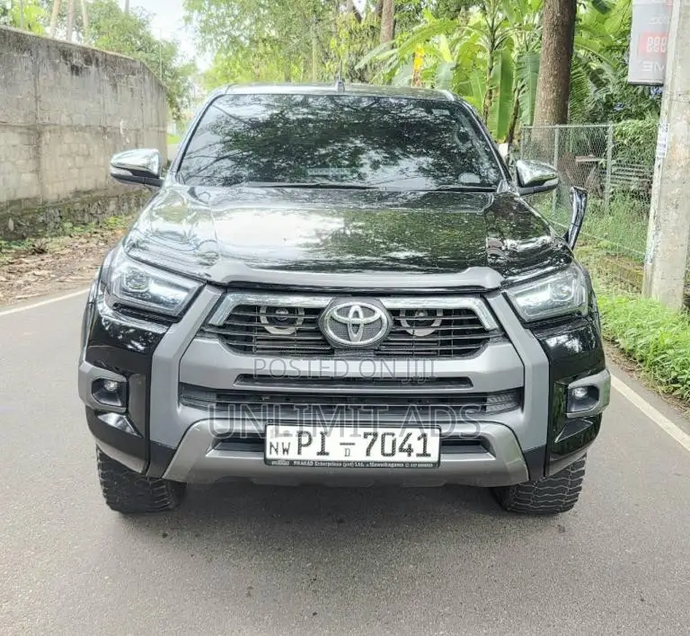 Toyota HILUX ROCCO 1GD 2018 Pickup (Used)