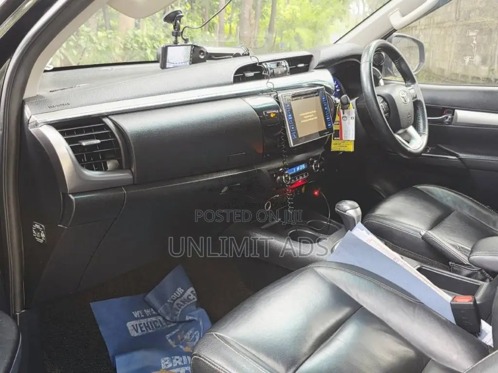 Toyota HILUX ROCCO 1GD 2018 Pickup (Used)
