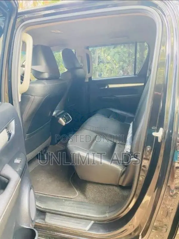 Toyota HILUX ROCCO 1GD 2018 Pickup (Used)