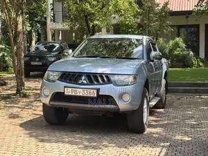 Mitsubishi L200 4WD 2007 Pickup (Used)