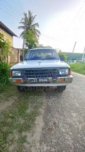 Nissan Datsun 1980 Pickup (Used)