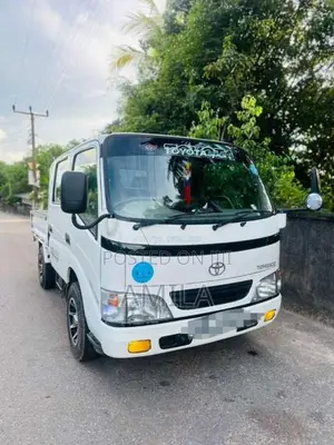 Toyota CrewCab 2001 Crew Cab (Used)
