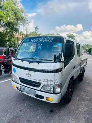 Toyota CrewCab 2001 Crew Cab (Used)