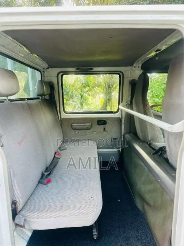 Toyota CrewCab 2001 Crew Cab (Used)
